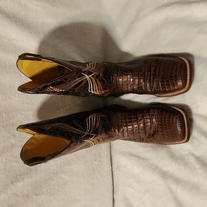 Cavender's-Square Toe-Brown- Caiman-12D